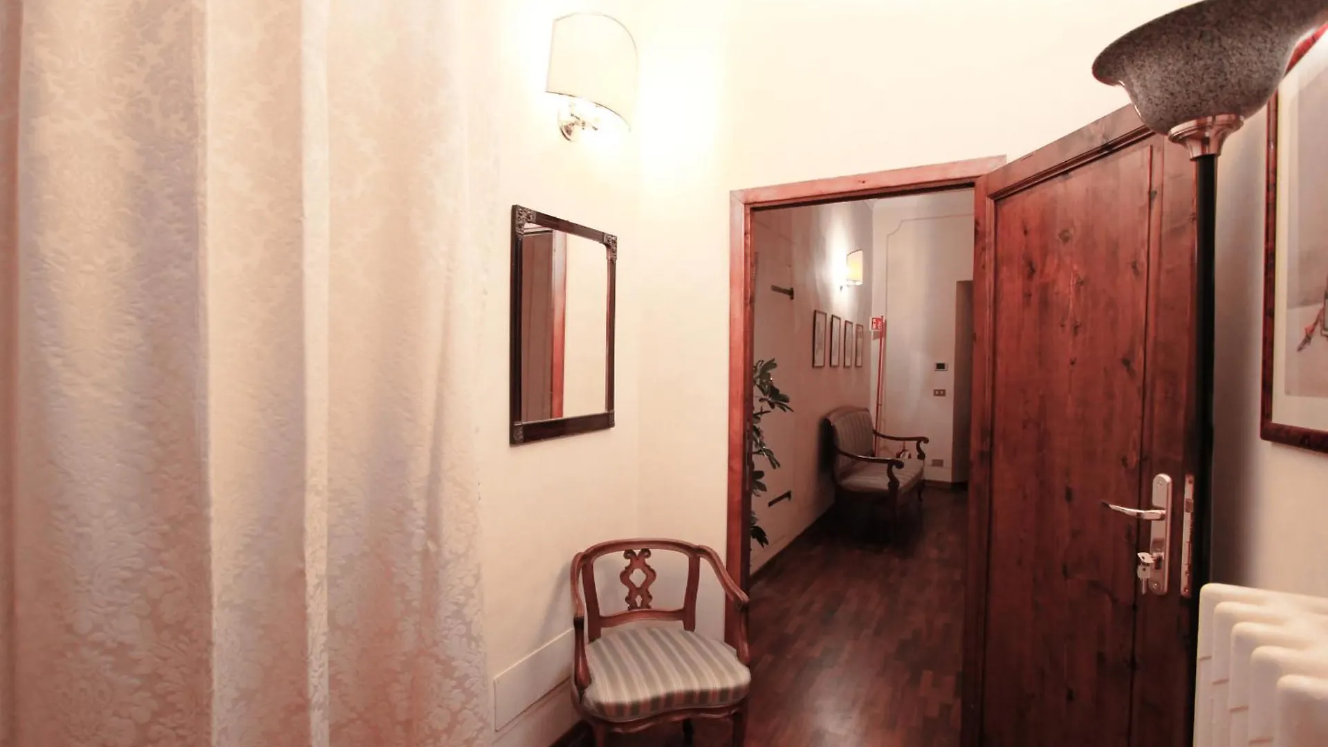 Calzaiuoli Suite Florence Italy